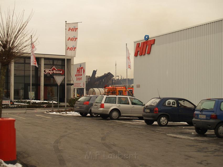 Grossbrand Holzlager Siegburg Industriestr P303.JPG